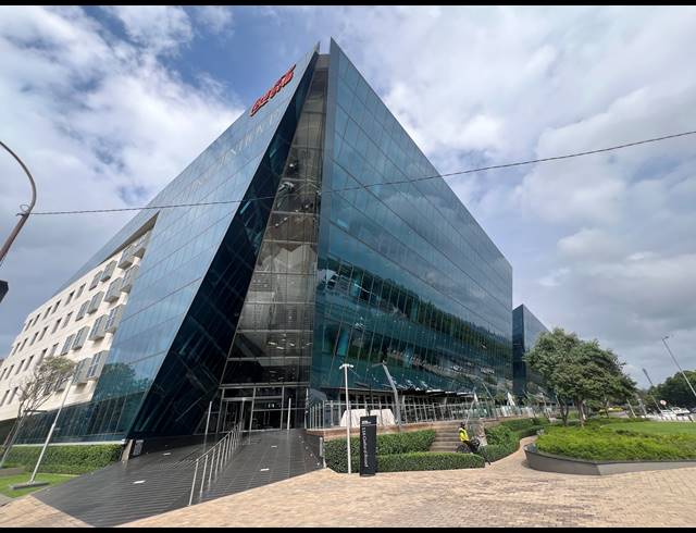 315M² OFFICE TO LET IN MELROSE